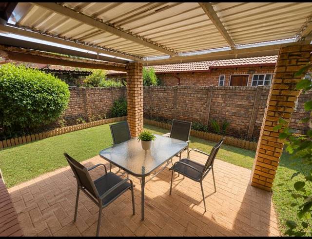 2 BEDROOM TOWNHOUSE FOR SALE IN ELARDUSPARK